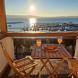 Romantic Coastal House In Old Town Of Nyaraló